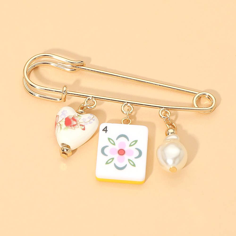 Floral Heart Mahjong Tile Pearl Charm Drop Safety Pin Brooch: Blue,Gold